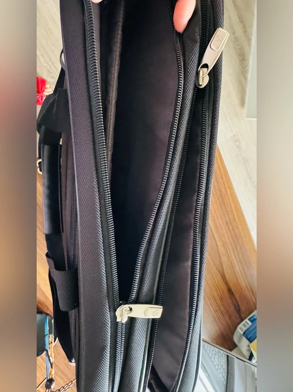 Samsonite Black Briefcase with Shoulder Strap